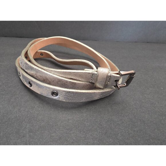 J Crew Metallic Silver Slim Leather Belt Grommet Detailing Size Medium NWOT - Picture 3 of 7